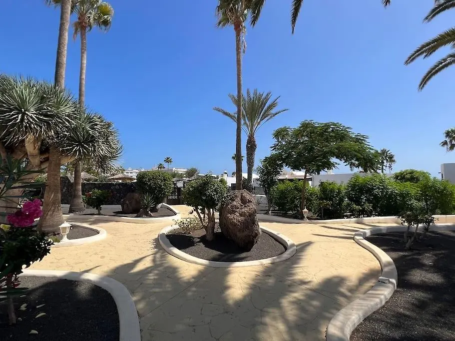 Casa Mo, 2 Bedroom Apartment Close To The Beach Puerto del Carmen