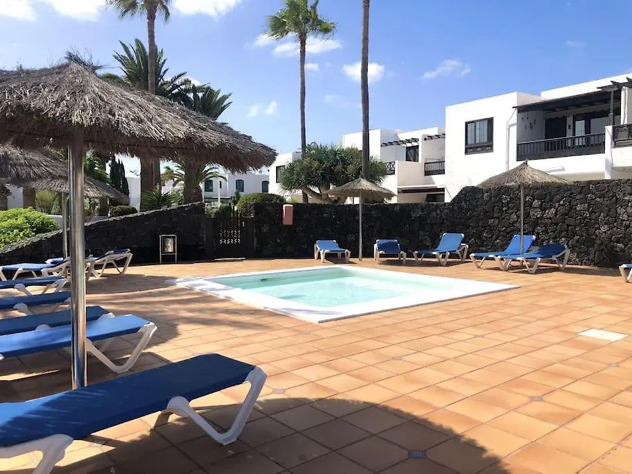 Casa Mo, 2 Bedroom Apartment Close To The Beach Puerto del Carmen  Spain