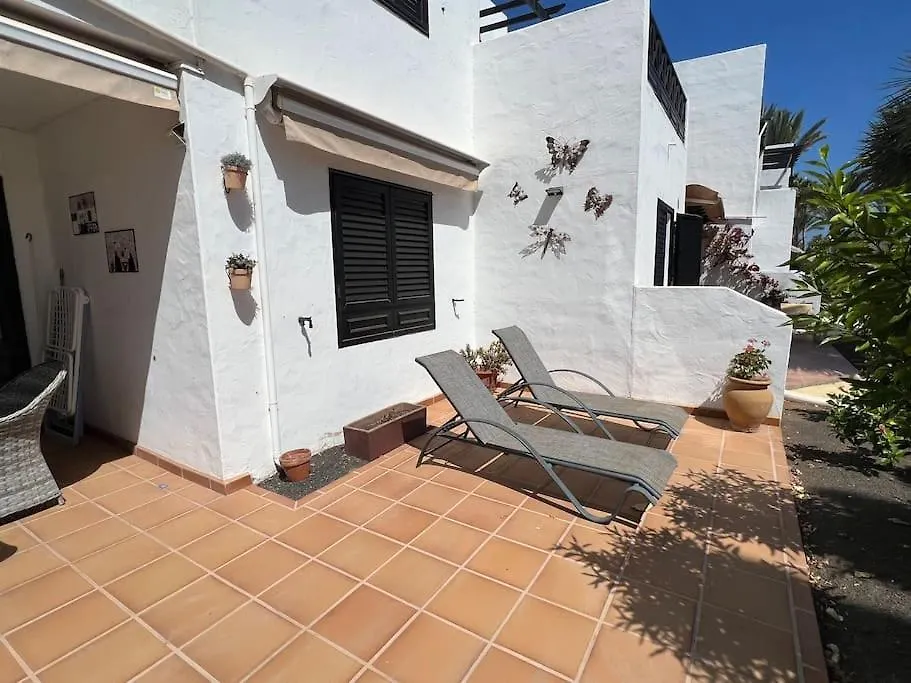 Casa Mo, 2 Bedroom Apartment Close To The Beach Puerto del Carmen  0*, Puerto del Carmen (Lanzarote) Spain