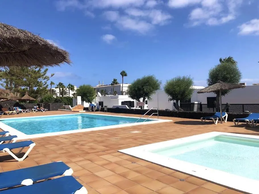 Casa Mo, 2 Bedroom Apartment Close To The Beach Puerto del Carmen