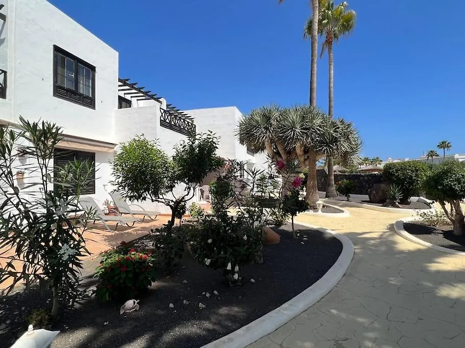 Casa Mo, 2 Bedroom Apartment Close To The Beach Puerto del Carmen
